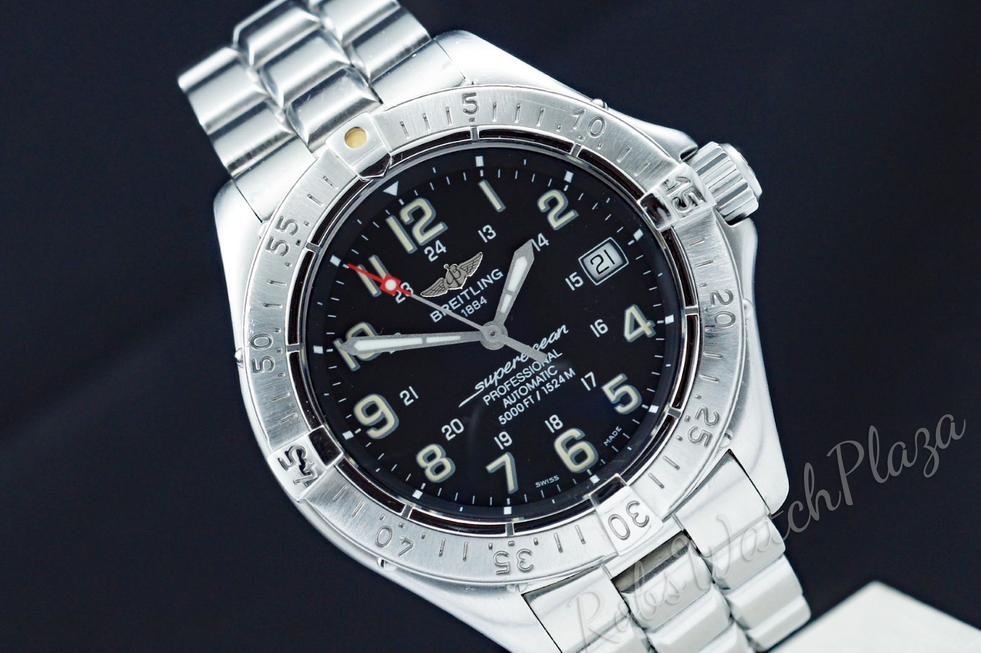Foto horloge vooraanzicht van een Breitling SuperOcean Professional A17345