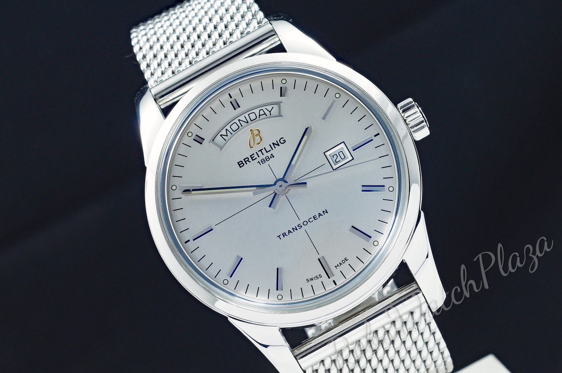 Foto horloge vooraanzicht van een Breitling TransOcean Day & Date 43 A4531012