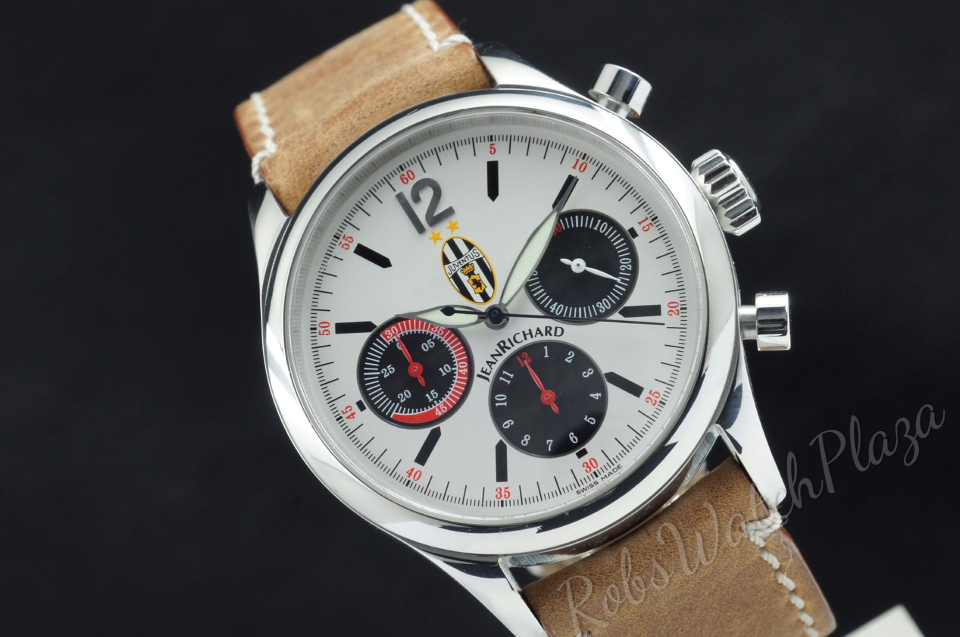 Foto horloge vooraanzicht van een JeanRichard for Juventus 27th Limited 200 Ref. 25062