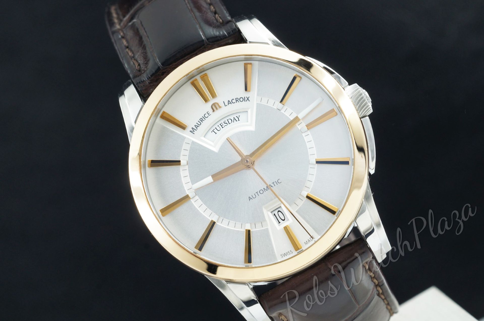 Foto horloge vooraanzicht van een Maurice Lacroix Pontos Day Date 18k PT6158