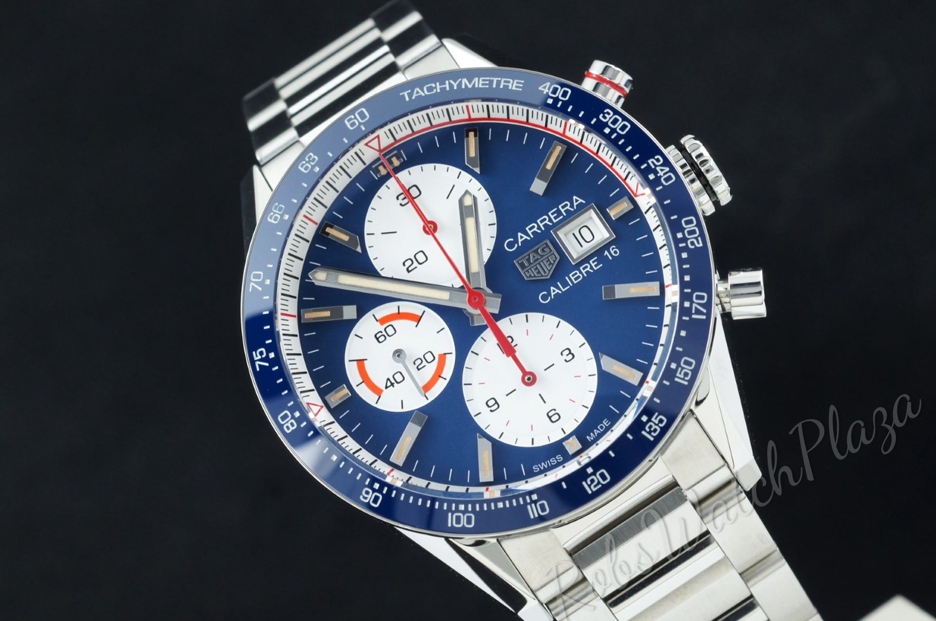 Foto horloge vooraanzicht van een TAG Heuer Carrera Chronograph Calibre 16 CV201AR.BA0715