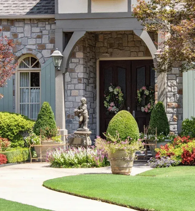 LANDSCAPE DESIGN & INSTALLATION