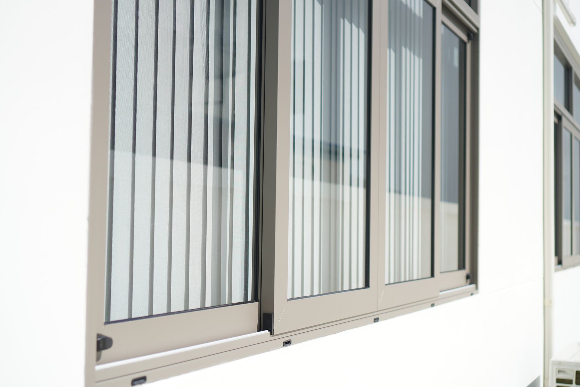 Aluminum frame sliding window. Aluminum frame sliding window.