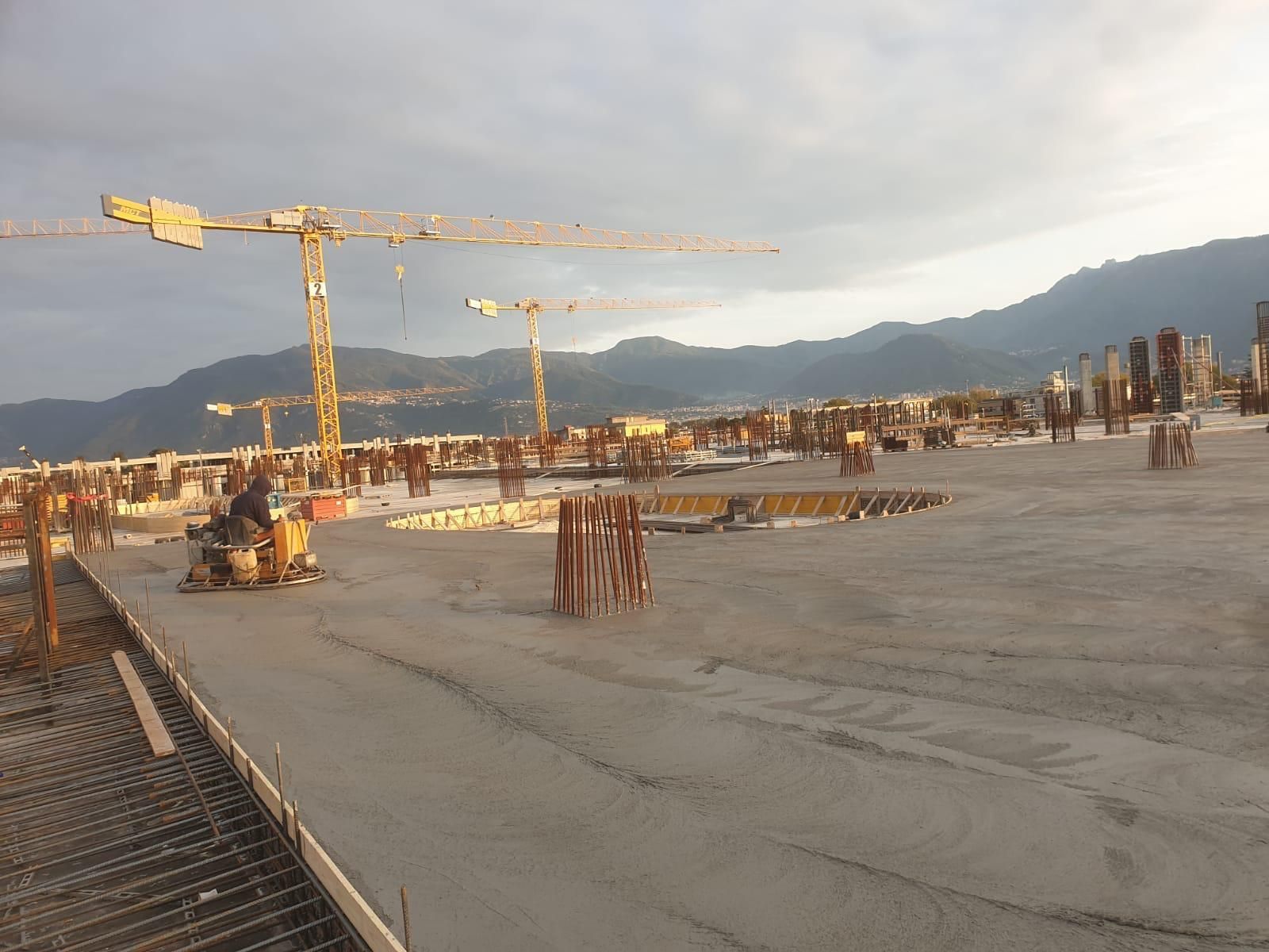pavimenti e gru
