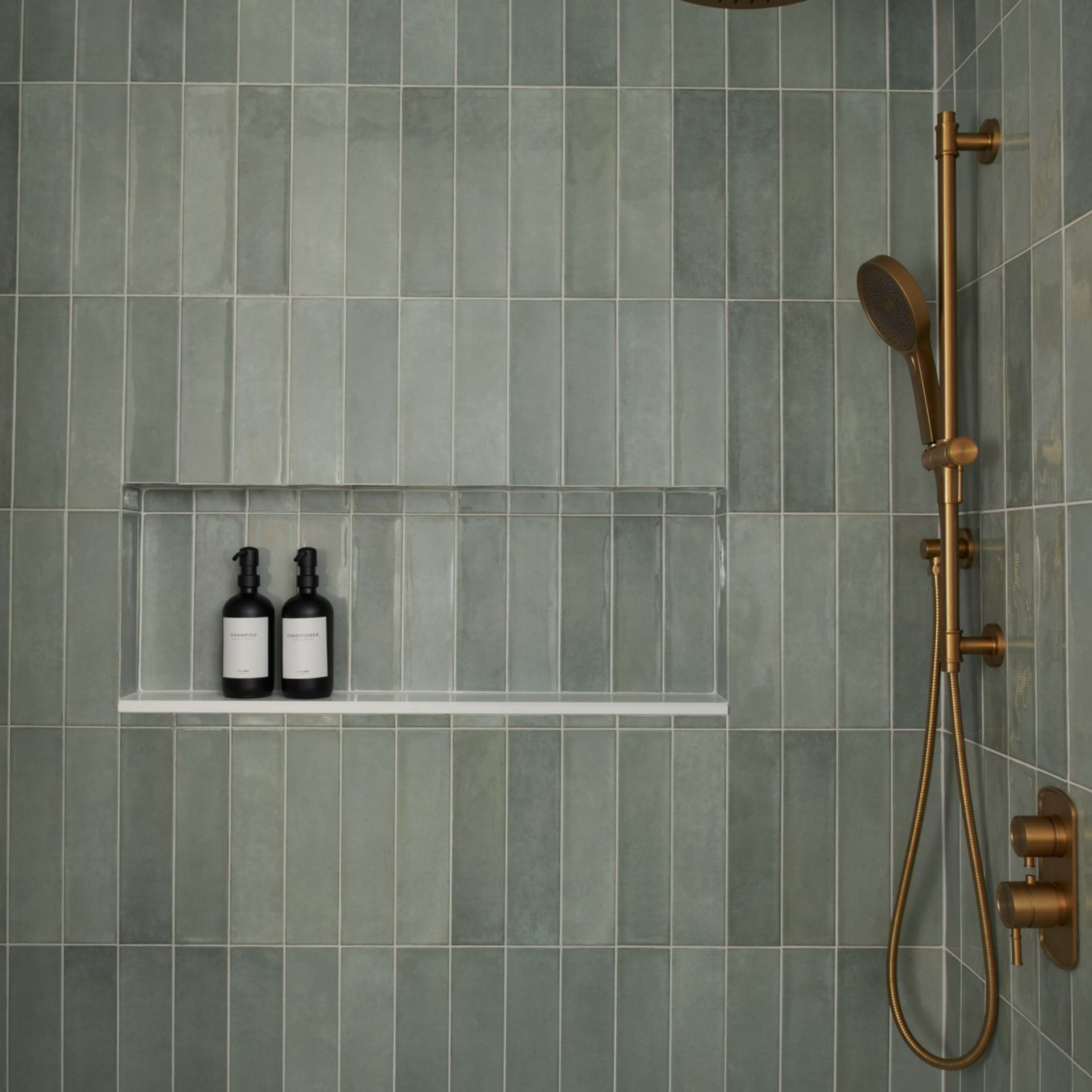 Kitchen remodel and bathroom renovation by home renovation contractor in Mississauga, Burlington, and across the GTA