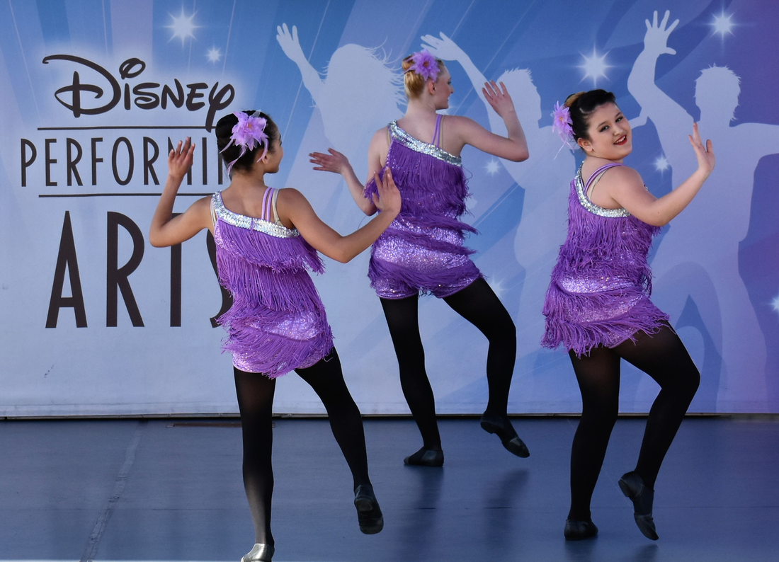 QMD Performance Teams Wows Disney! 8