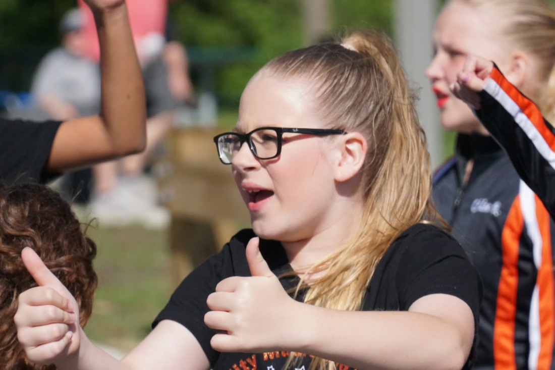 QMD Dance Teams Cheer on Super Hero 5K Runners 10