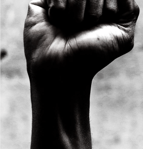 Foto por Oladimeji Odunsi em Unsplash