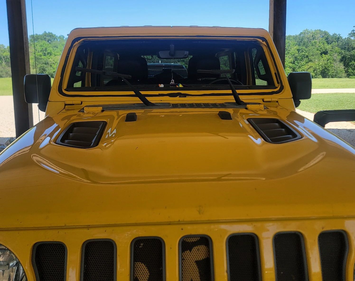 Jeep Wrangler Windshield Replacement in Katy, TX Jeep Wrangler Windshield Replacement in Katy, TX