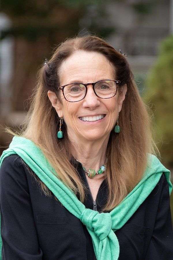 Carolyn Linke, head of Montessori School of Oakton.