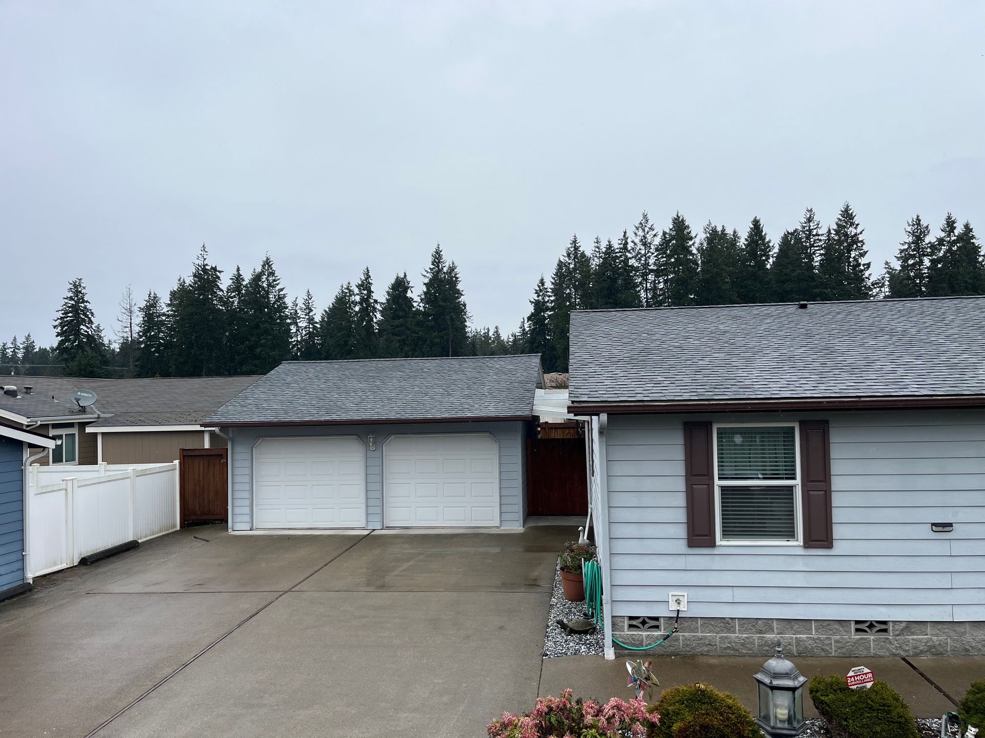 New job install!
Puyallup. Pabco Premier Pewter Grey, Washington Cedar , McLendons, Builders First Source, Arrow Lumber