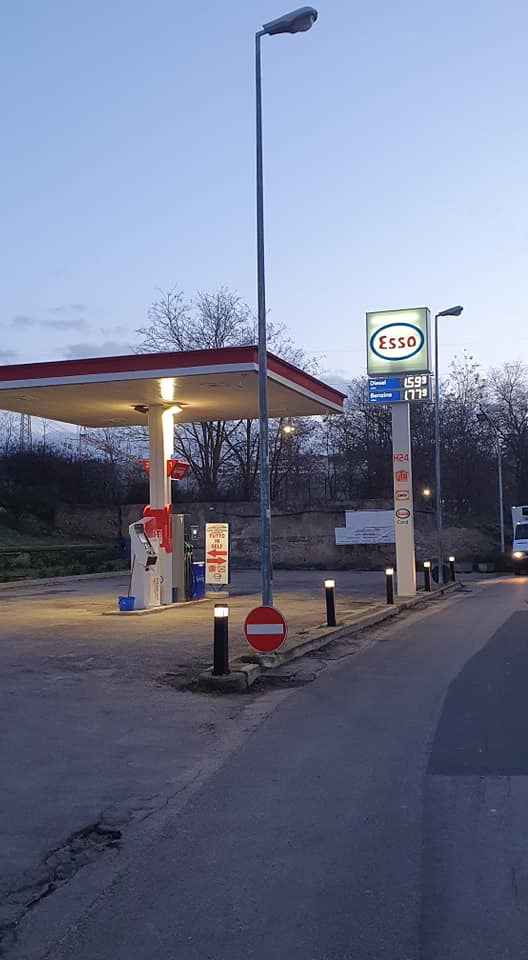 Stazione Esso
