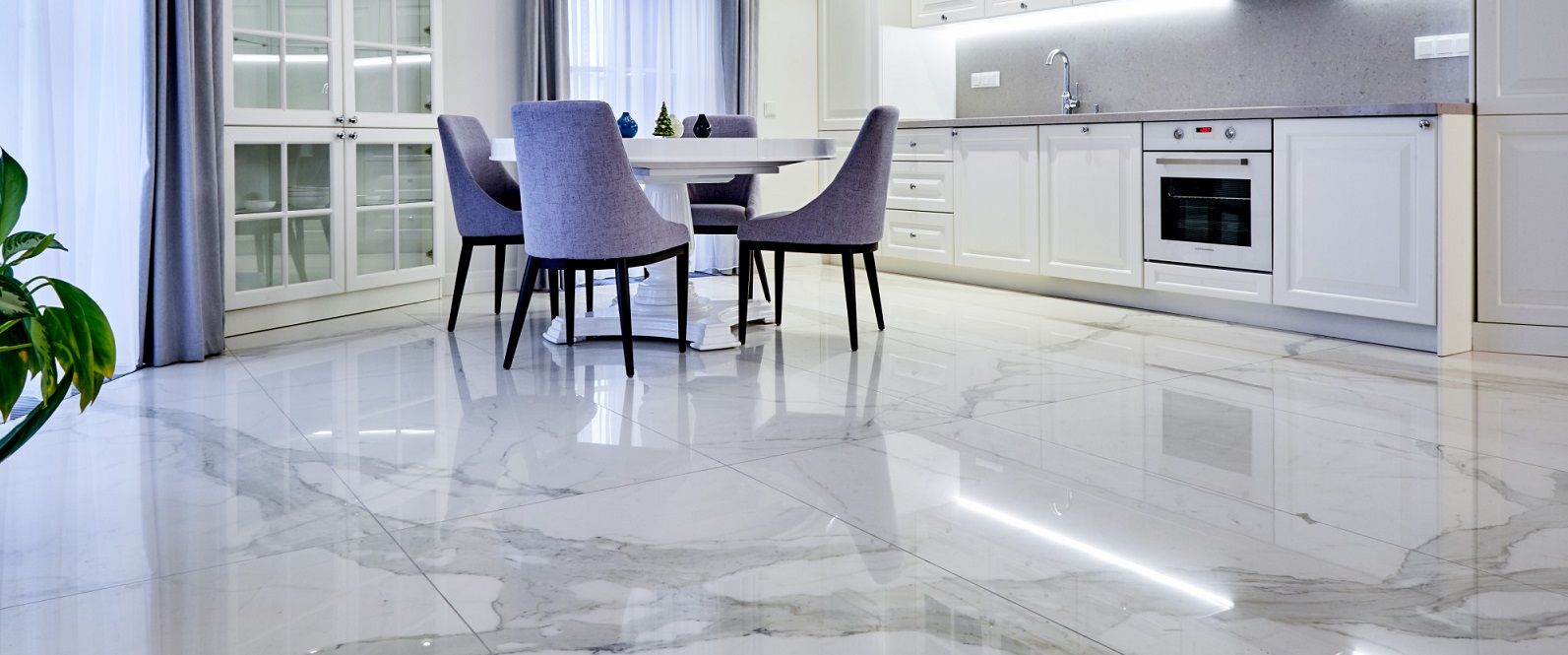 Flooring installation DIY vs professional comparison