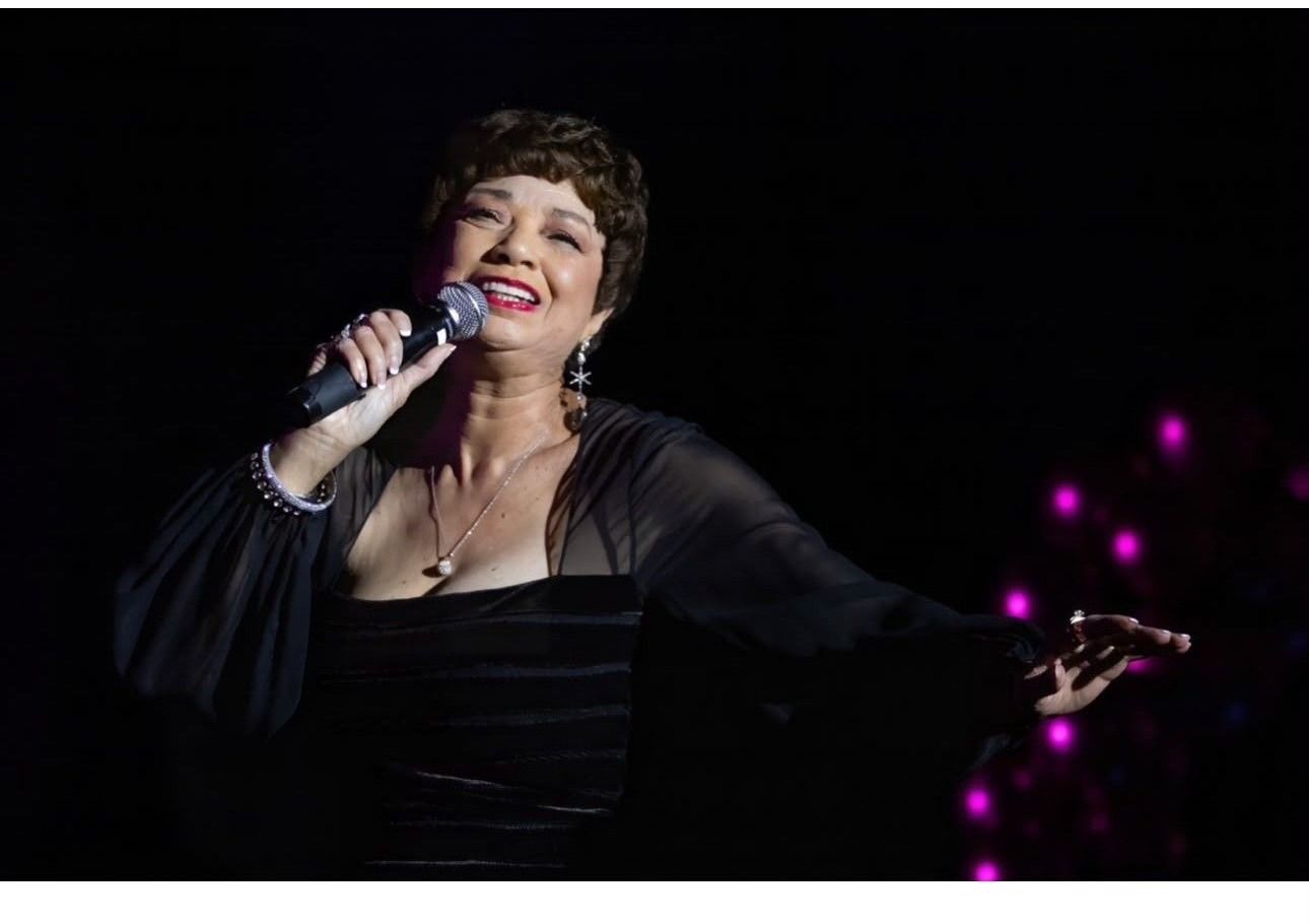 Bobbi Wilsyn, vocalist