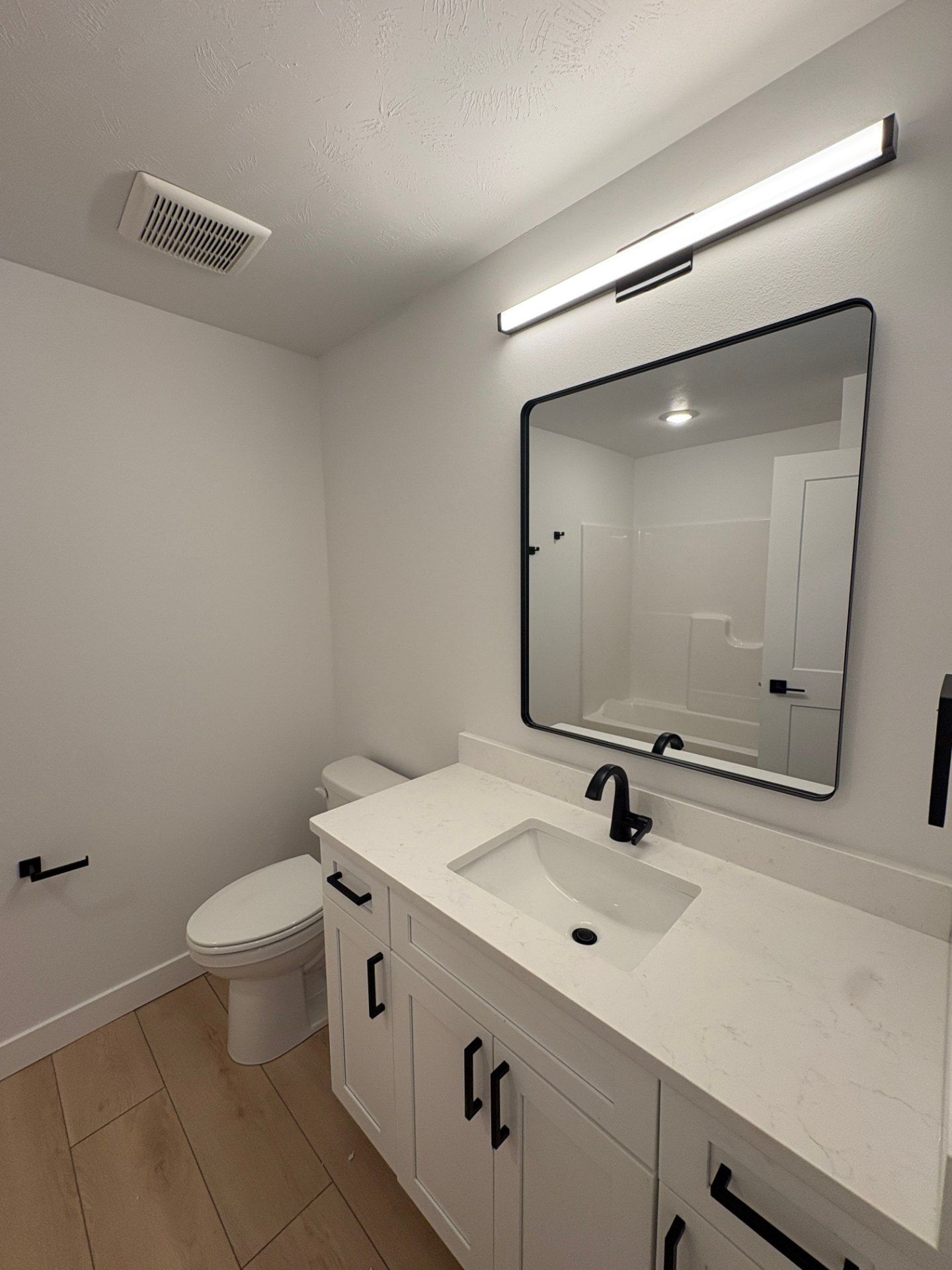 90 Grand Apartments photo 7
