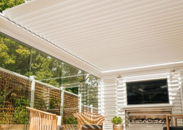 Freestanding Louvre Roof Outdoor Lounge Concept Outdoor Solutions