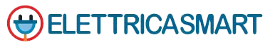 Logo per Tintoria Foscari, raffigurante due lavatrici, bolle e il testo blu