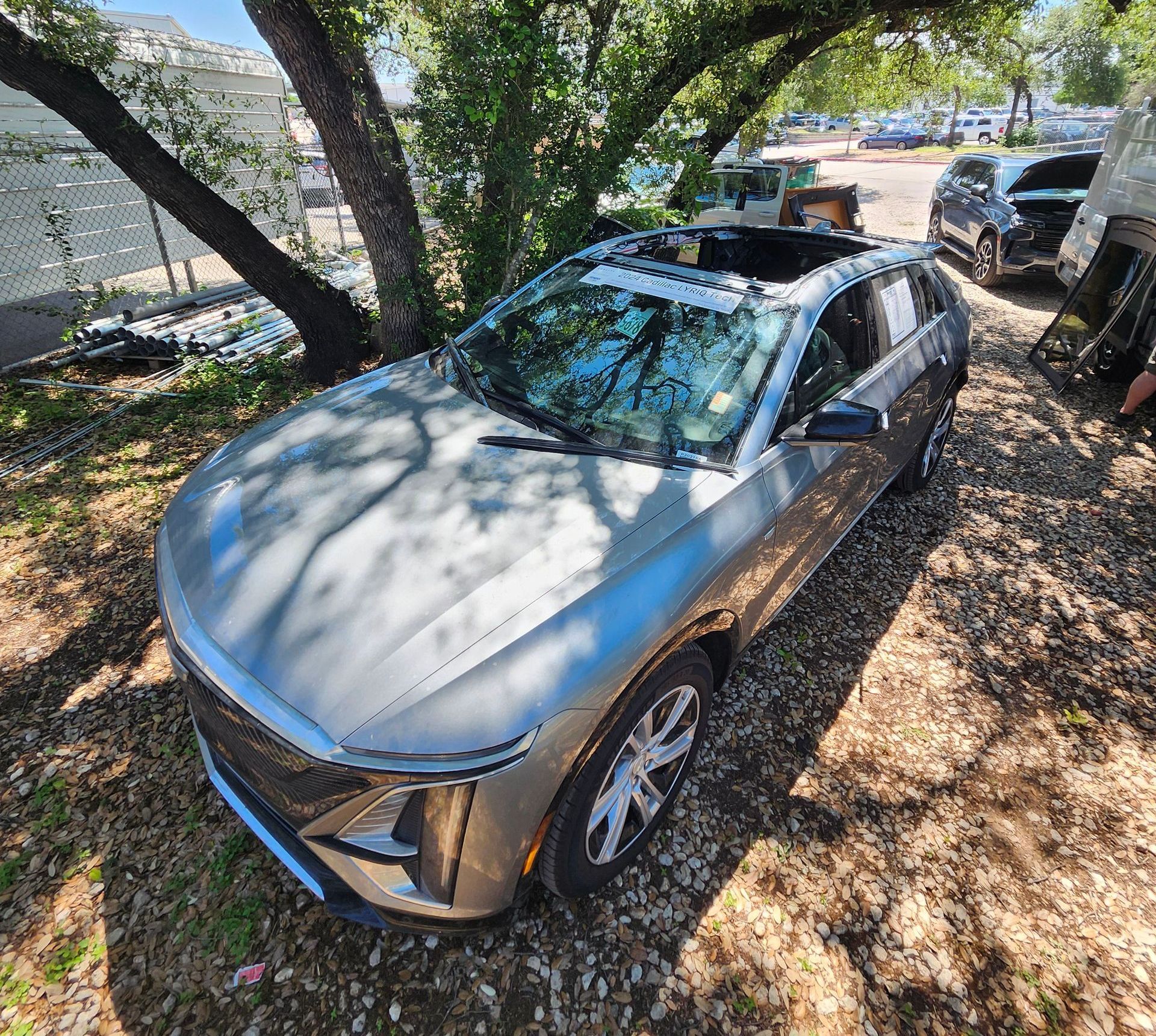 Mobile auto glass replacement in Austin, TX Mobile auto glass replacement in Austin, TX