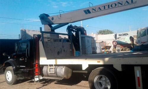 SERVICIO DE GRÚAS Y MONTAJES MAIN- grúa de 50 toneladas