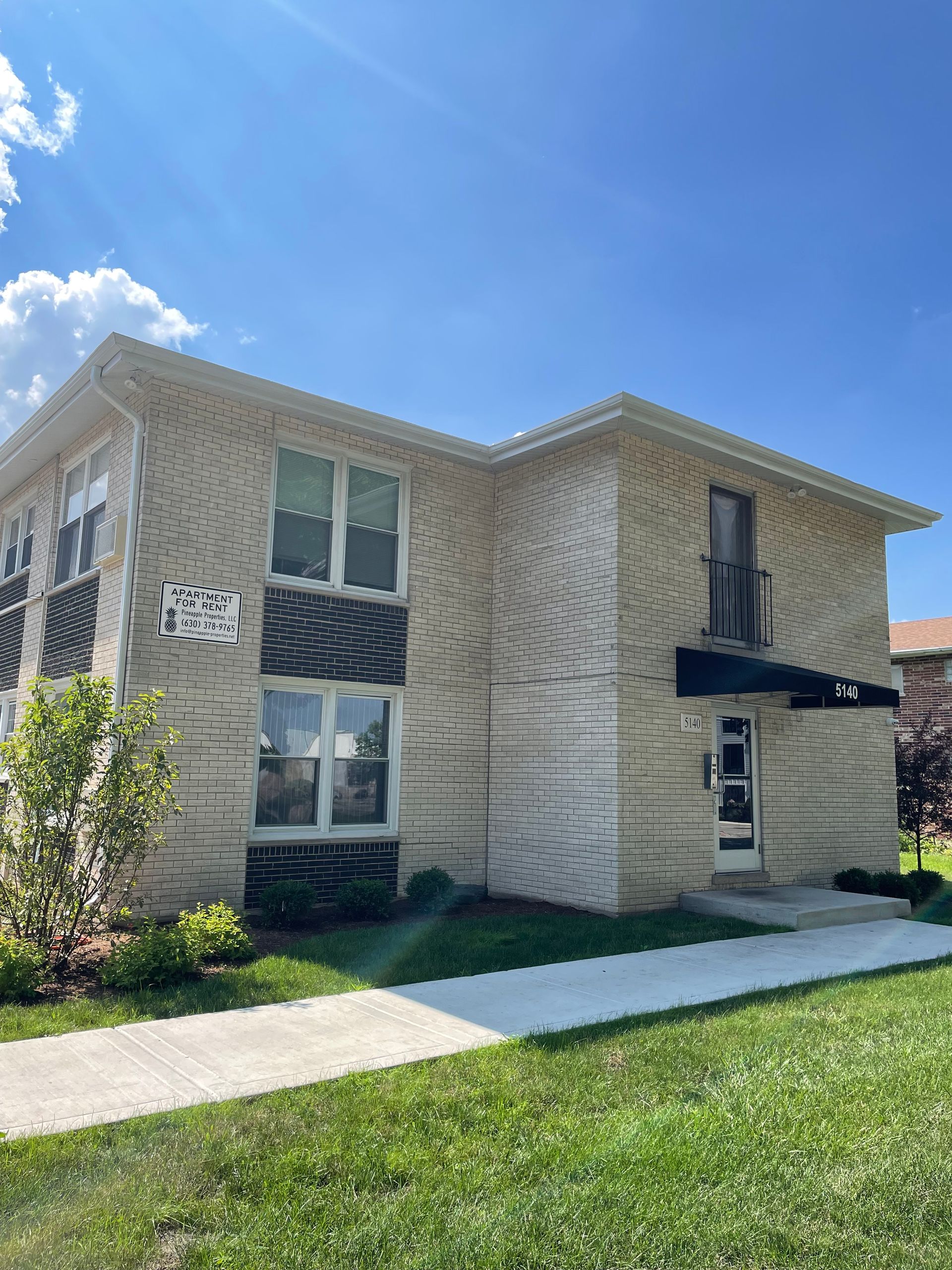 5140 Fairview Apartments