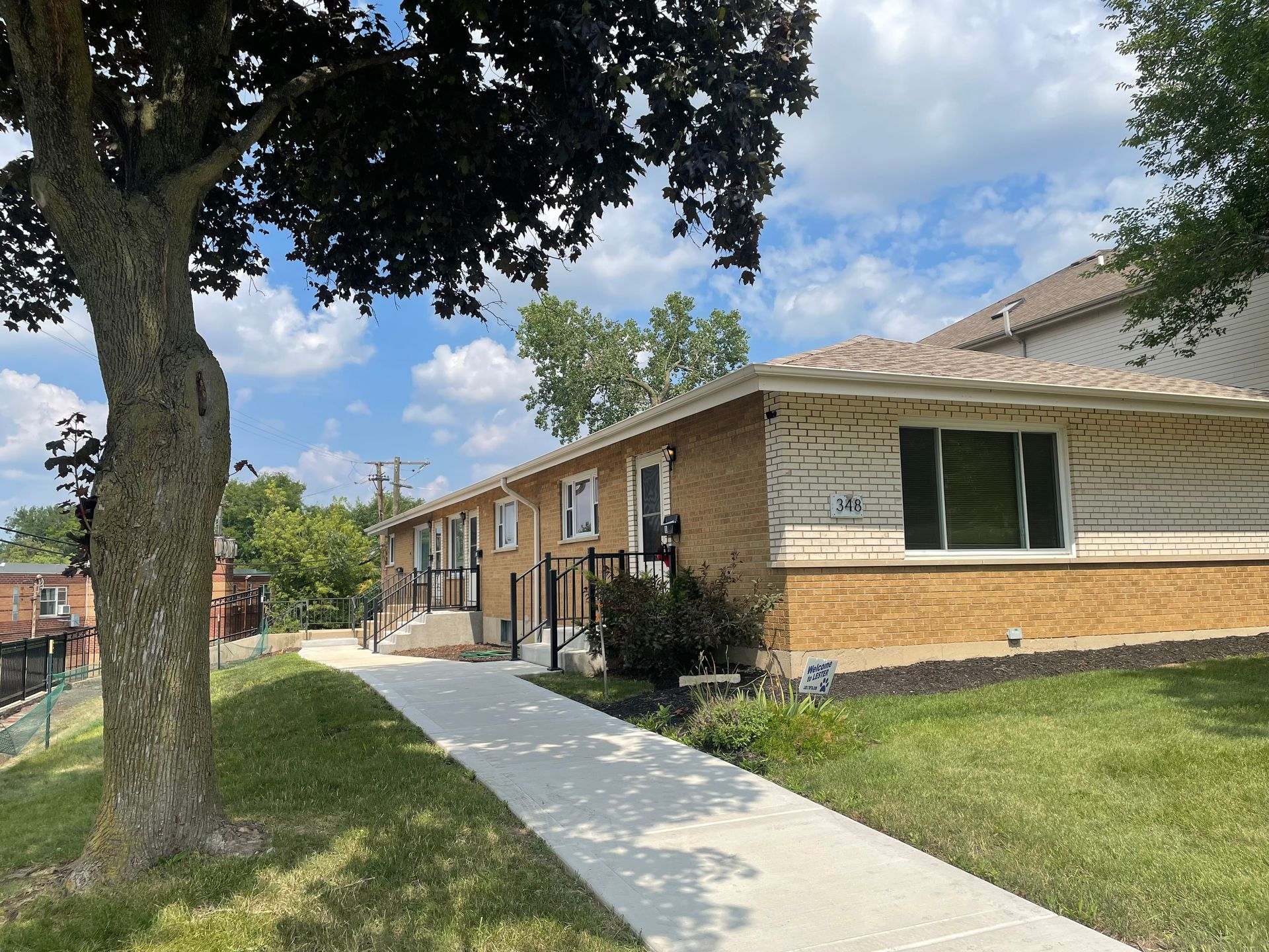 Hummer Park Apartments East