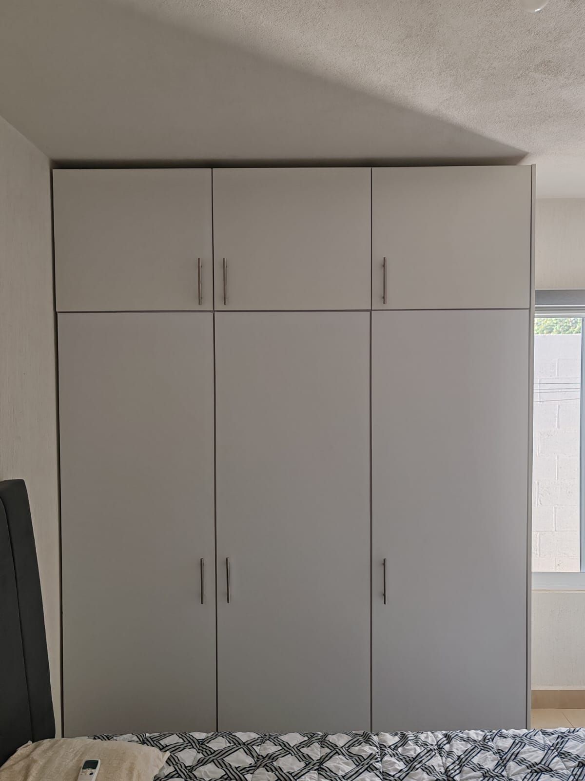 CLOSETS