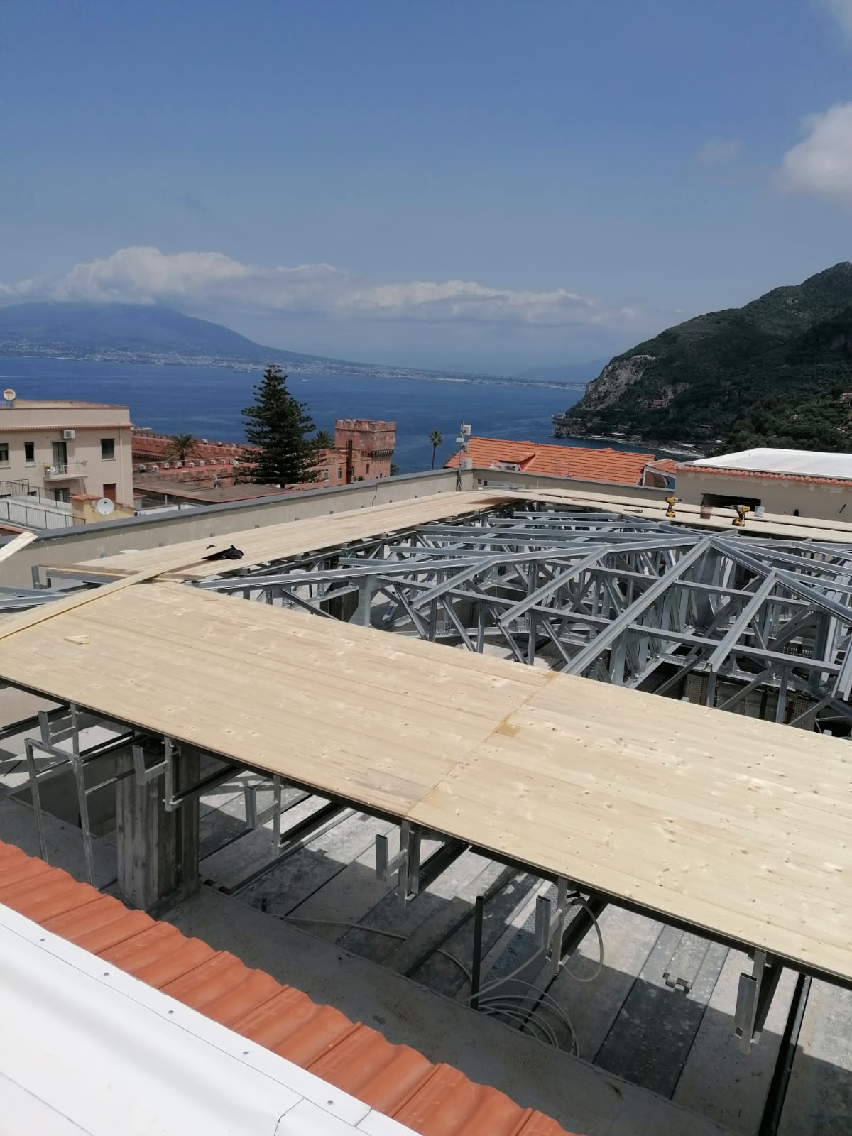 struttura in ferro per l'edilizia 1