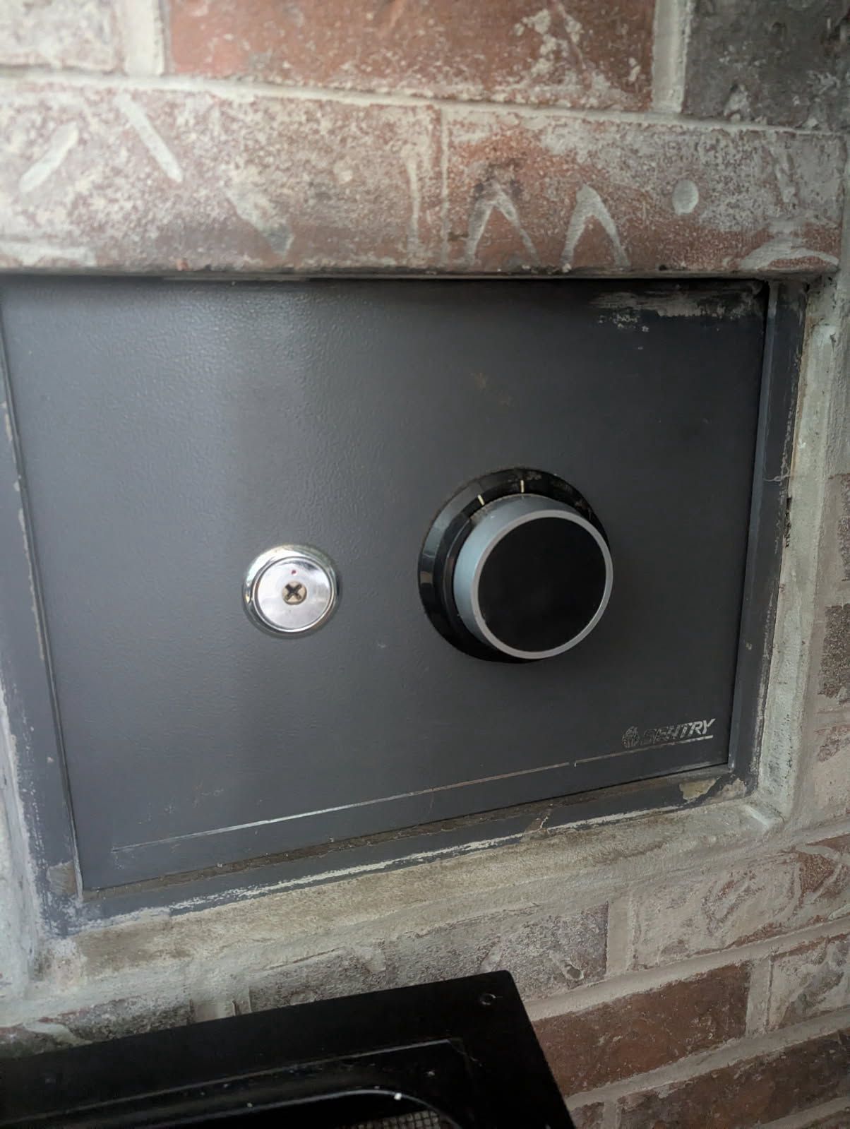 safe unlocking