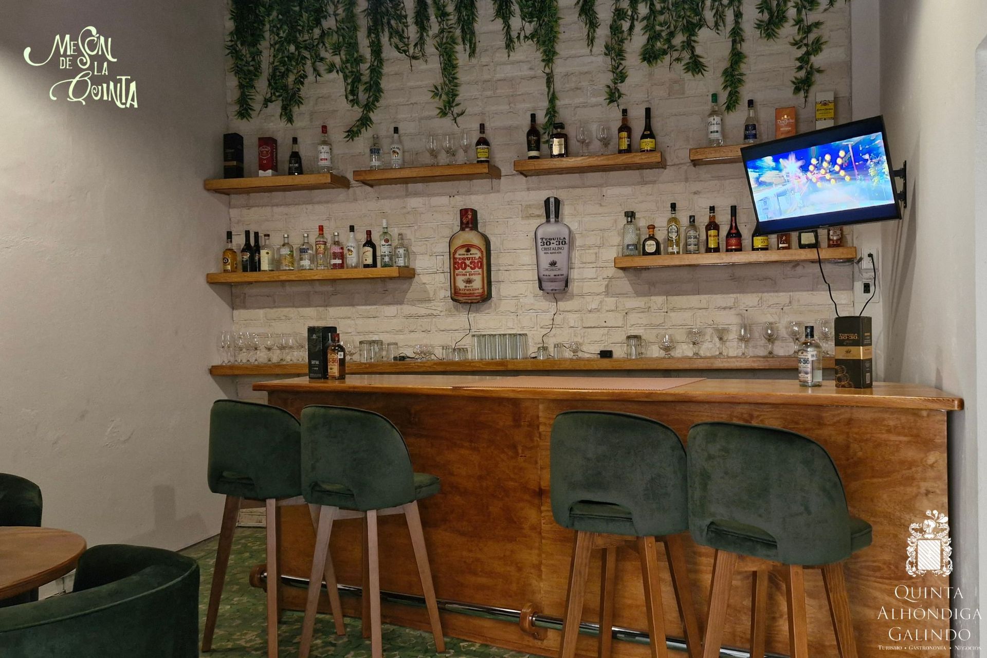 Cocteles y bebidas - MESÓN DE LA QUINTA