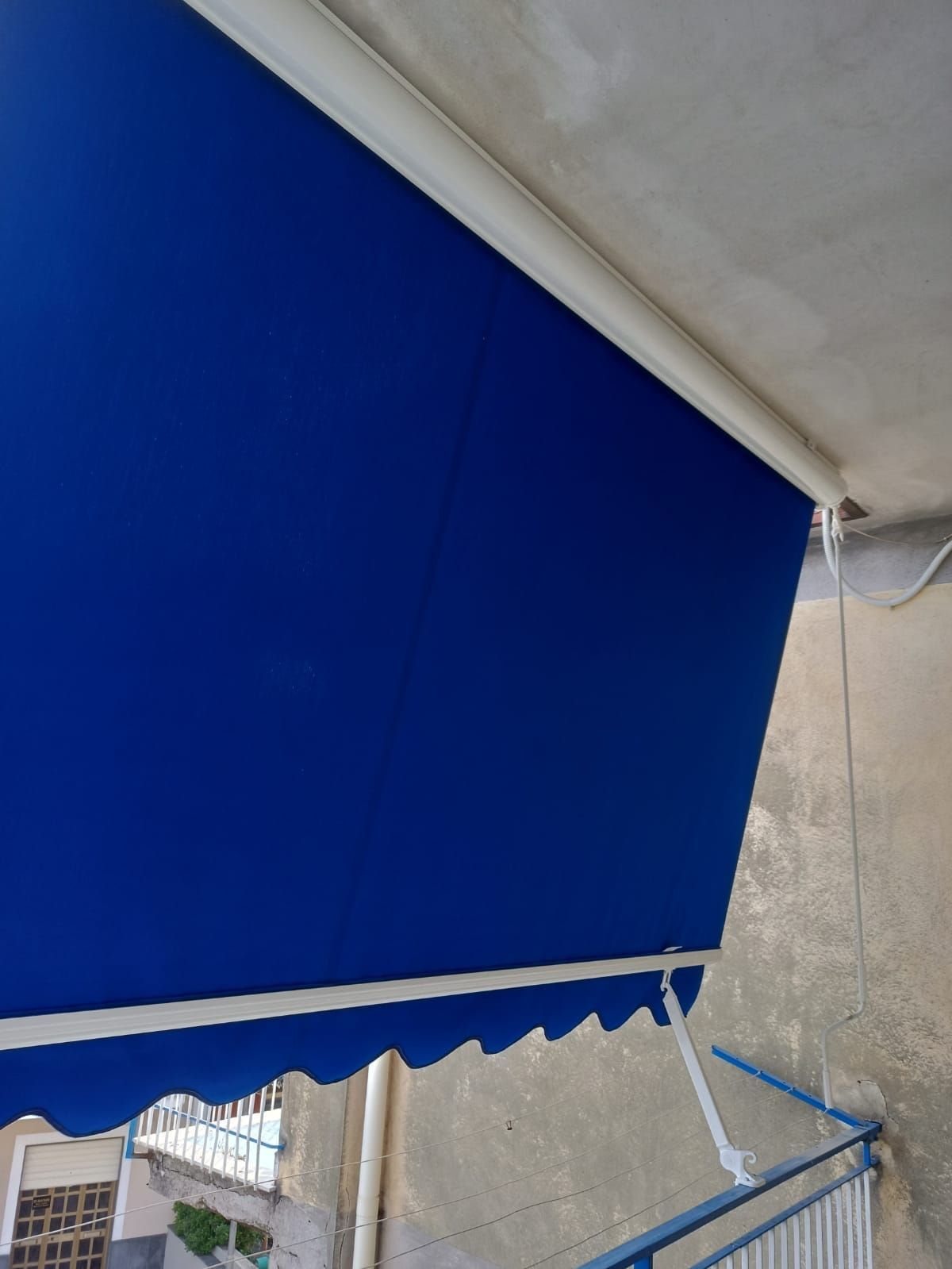 tenda da sole blu