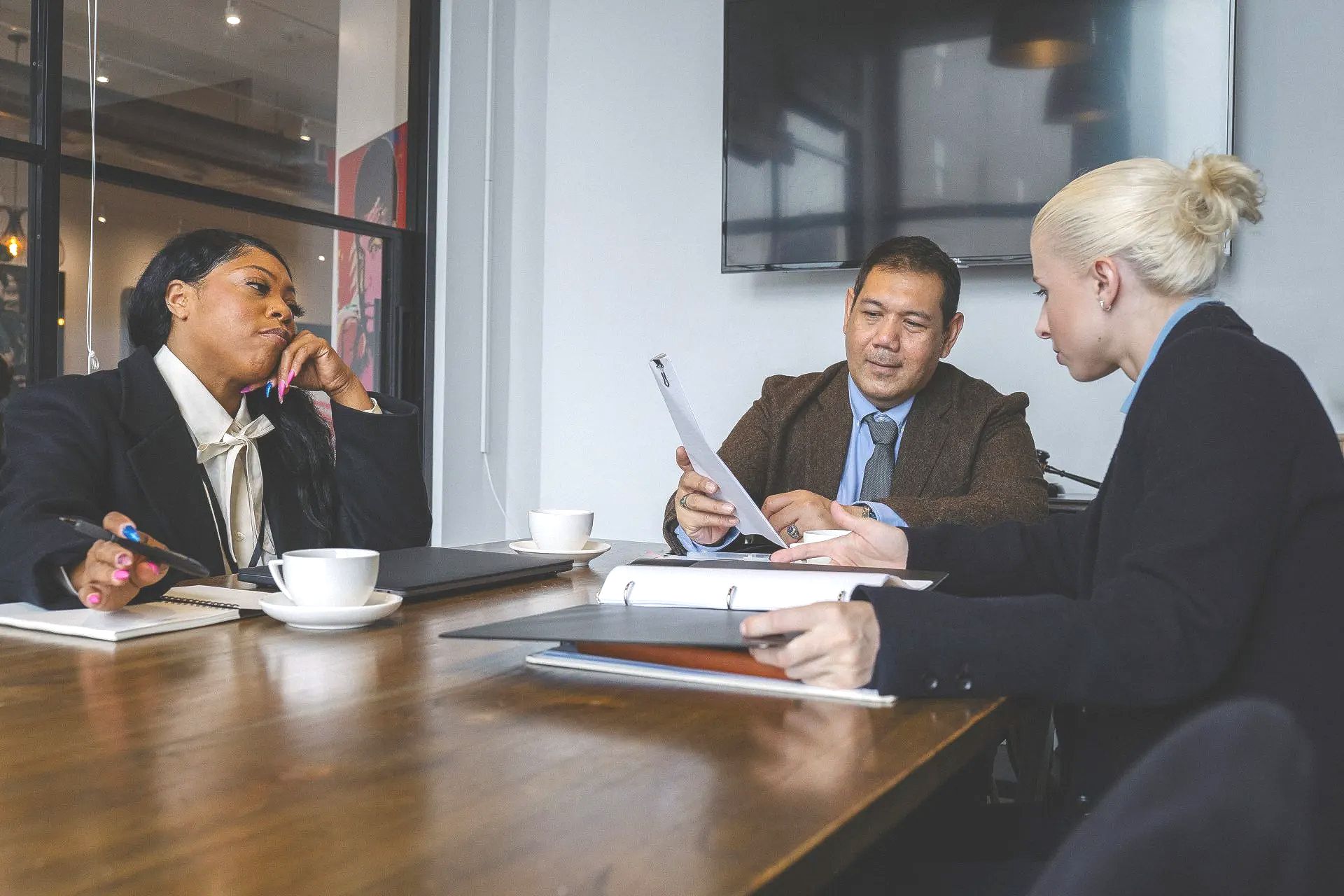 Negotiation and Structuring Negotiation and Structuring