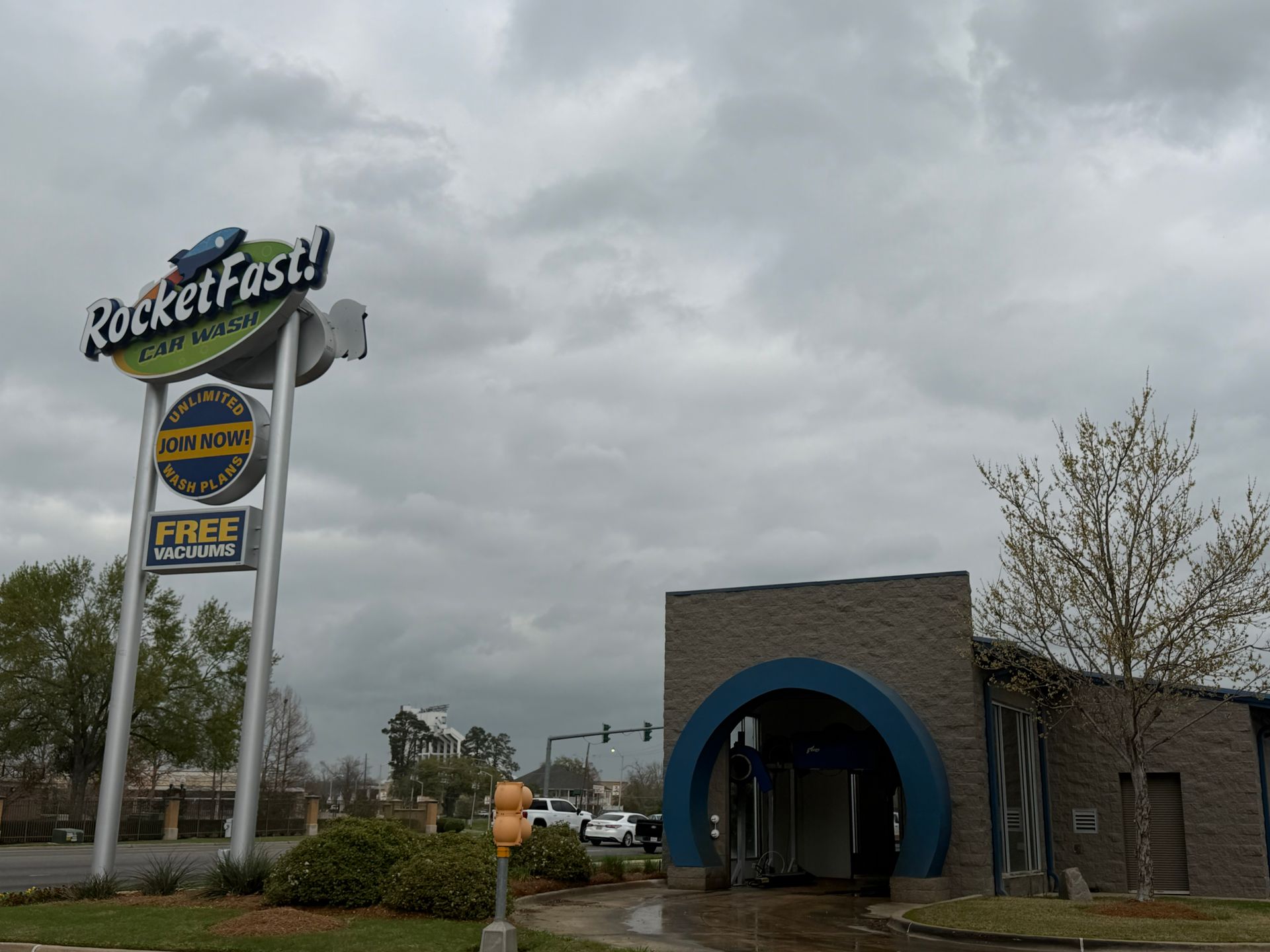 Car Wash in Monroe (Desiard St) | RocketFast