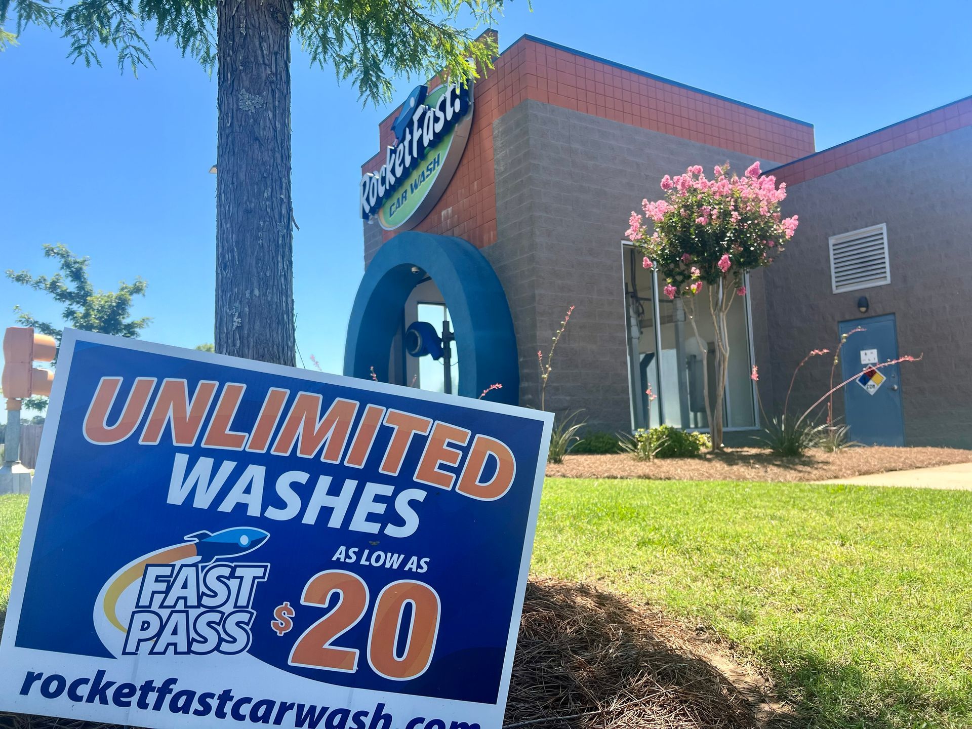 Car Wash on Mansfield Rd | Shreveport RocketFast