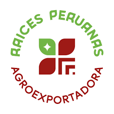 Logotipo con texto verde y rojo que dice “Raices Peruanas Agroexportadora” alrededor de un ícono estilizado rojo y verde.