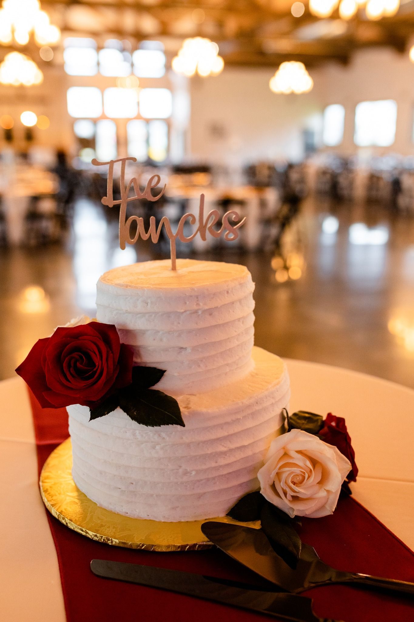 simple two tier wedding cake