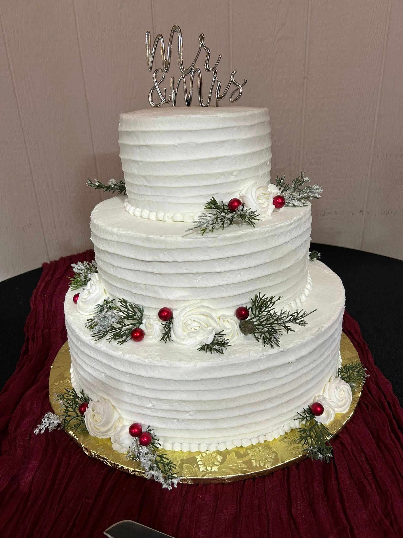 christmas wedding cake