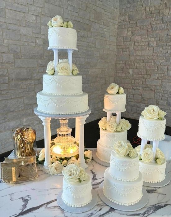 wedding cakes on tall stands