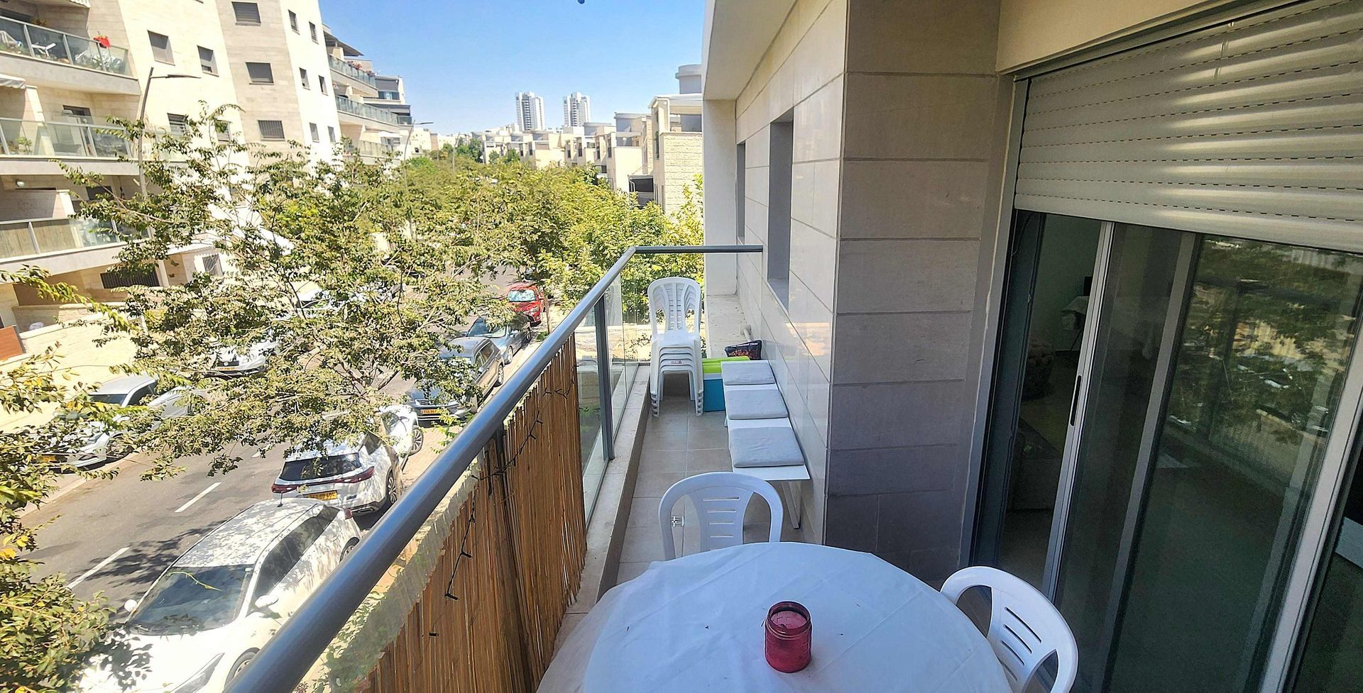 למכירה במודיעין דירת 3 חדרים מקסימה על מעלית ונגישות מלאה