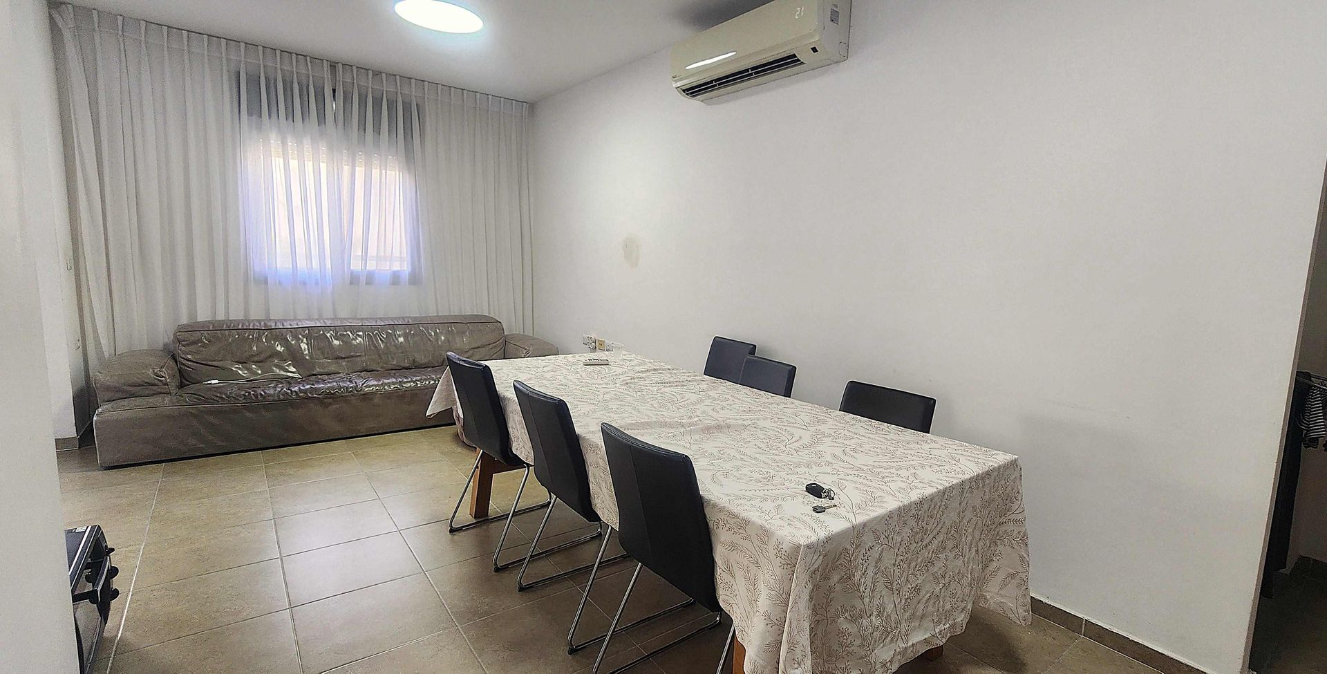 למכירה במודיעין דירת 3 חדרים מקסימה על מעלית ונגישות מלאה