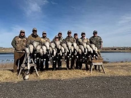 Waterfowl Hunting Outfitter