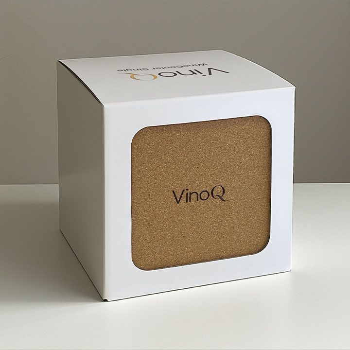 packaging box design for VinoQ