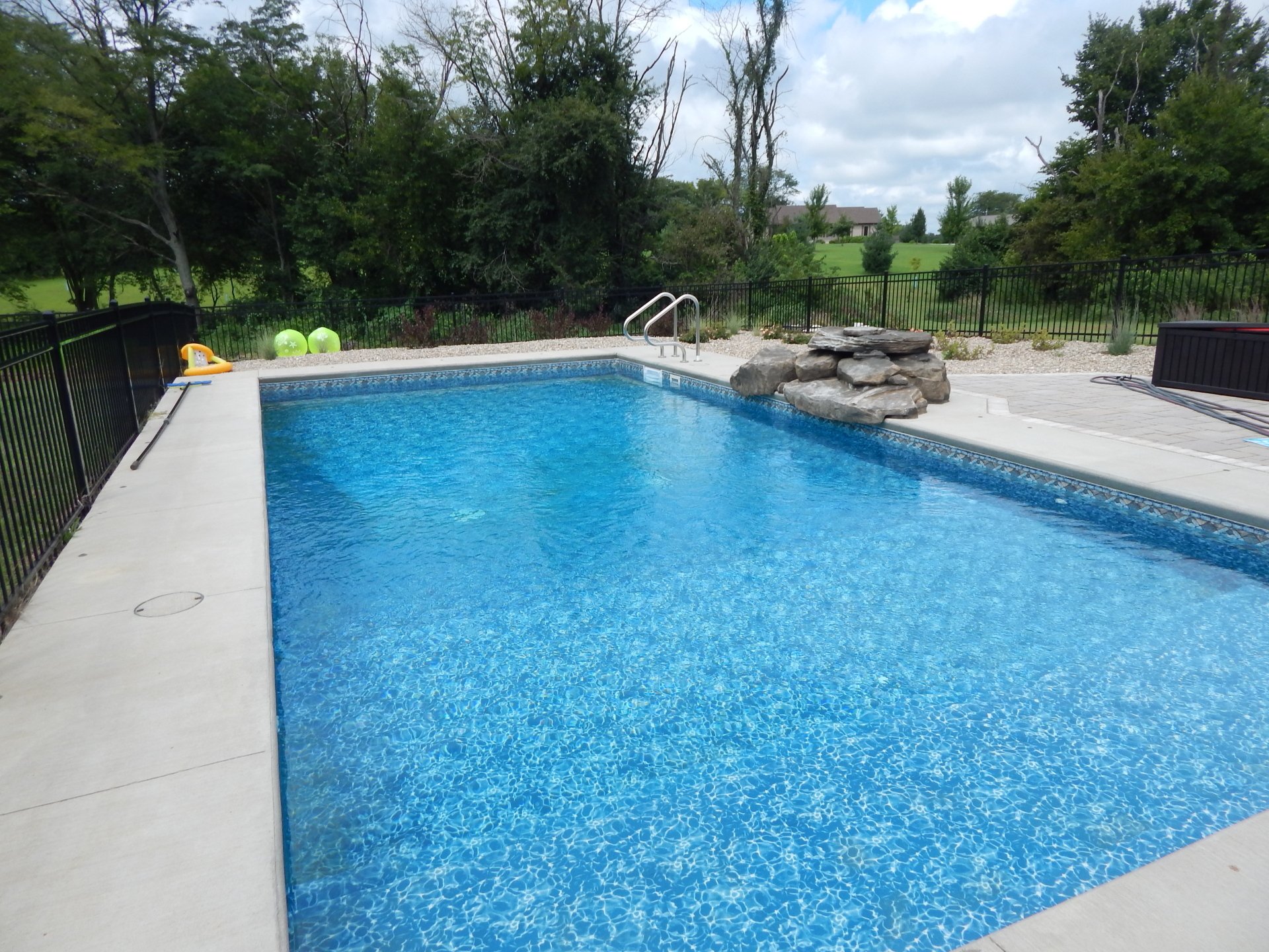 Custom Pool Gallery | Jacksonville, IL | Leisure Pool Supply