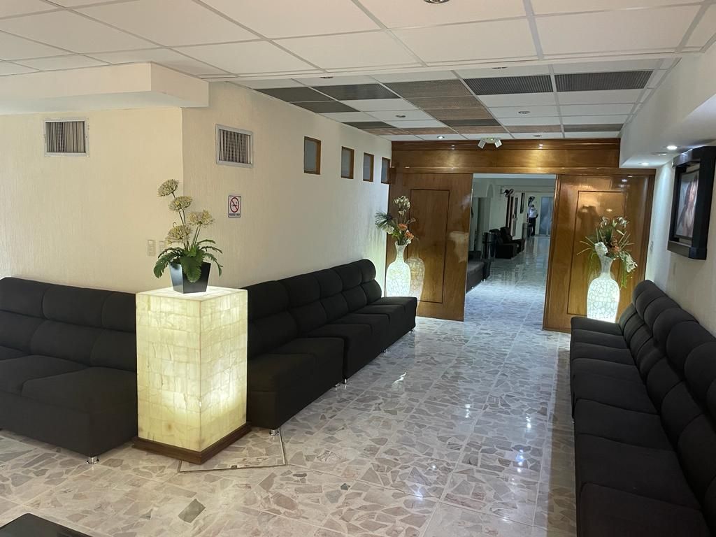 Sala de espera de Funerales Hidalgo en León, Guanajuato