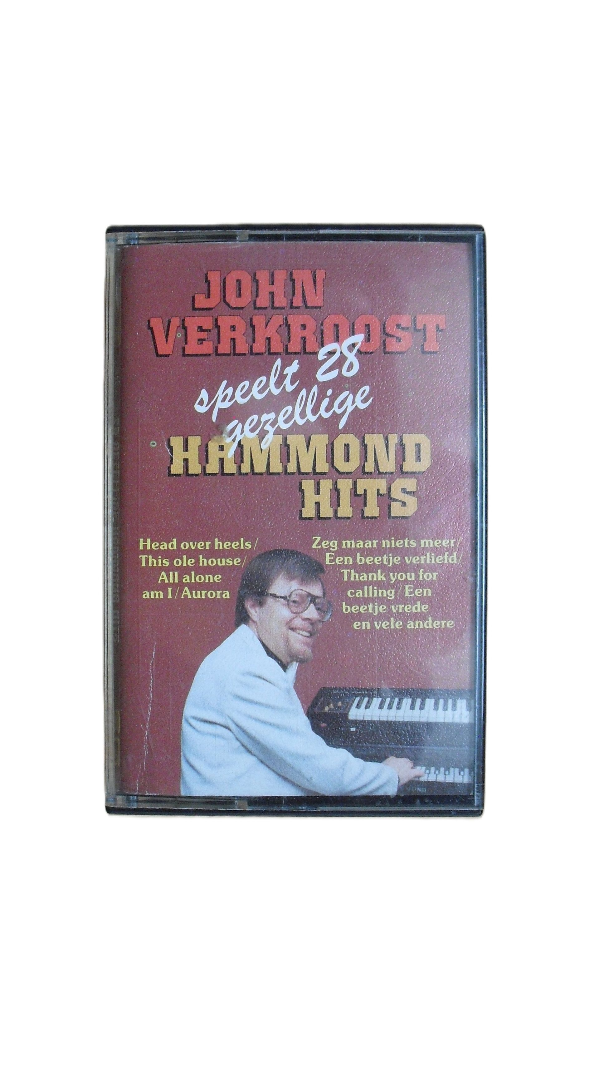 John Verkroost Speelt 28 Gezellige Hammond Hits