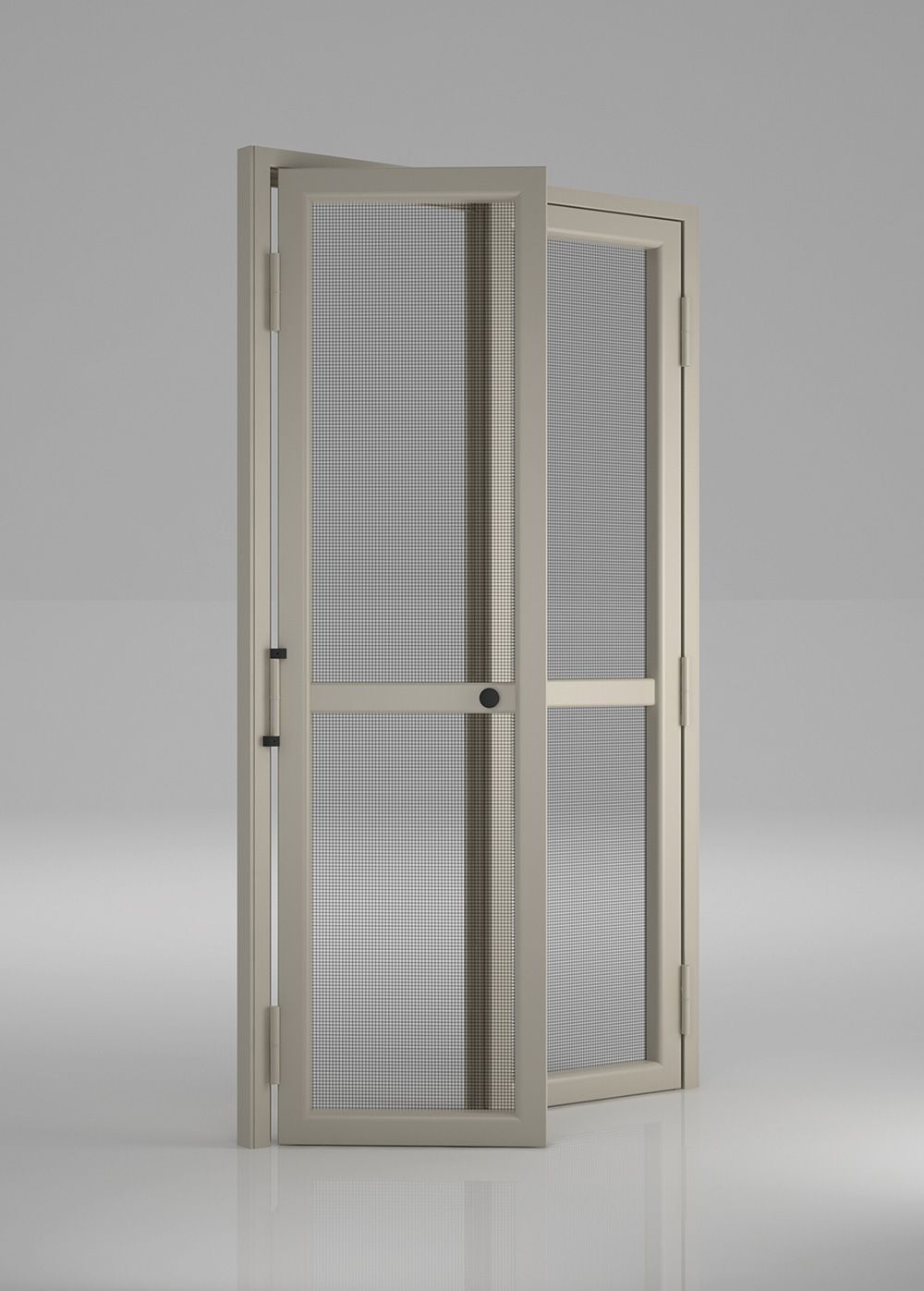Porta a zanzariera beige aperta, mostrata parzialmente socchiusa su sfondo grigio.
