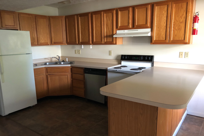 106 Linwood kitchen