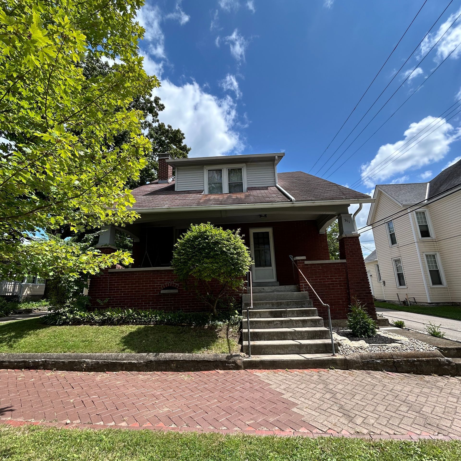 211 s college