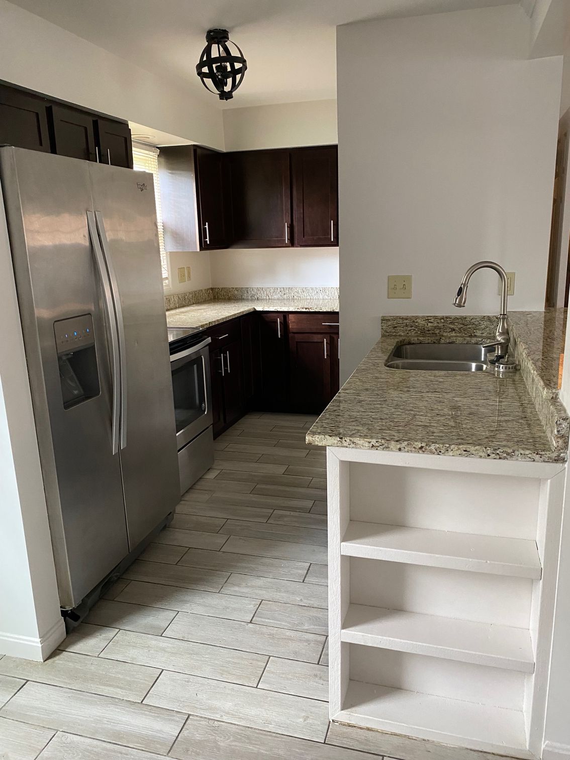 215 S main kitchen