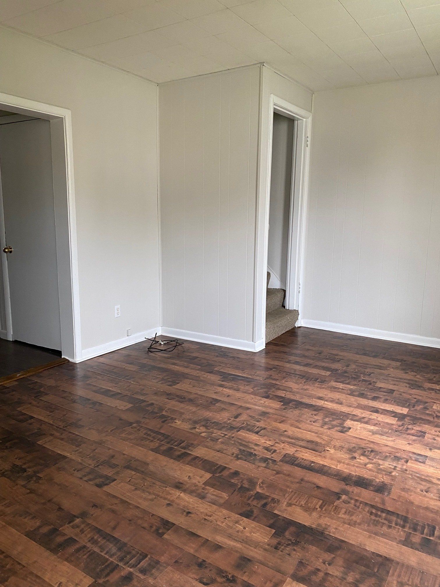 217 S Main St living room