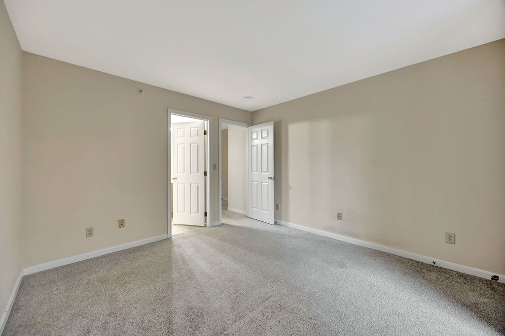 21 Indian Cove bedroom